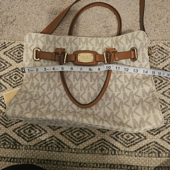 Michael Kors Handbag - Picture 6 of 12